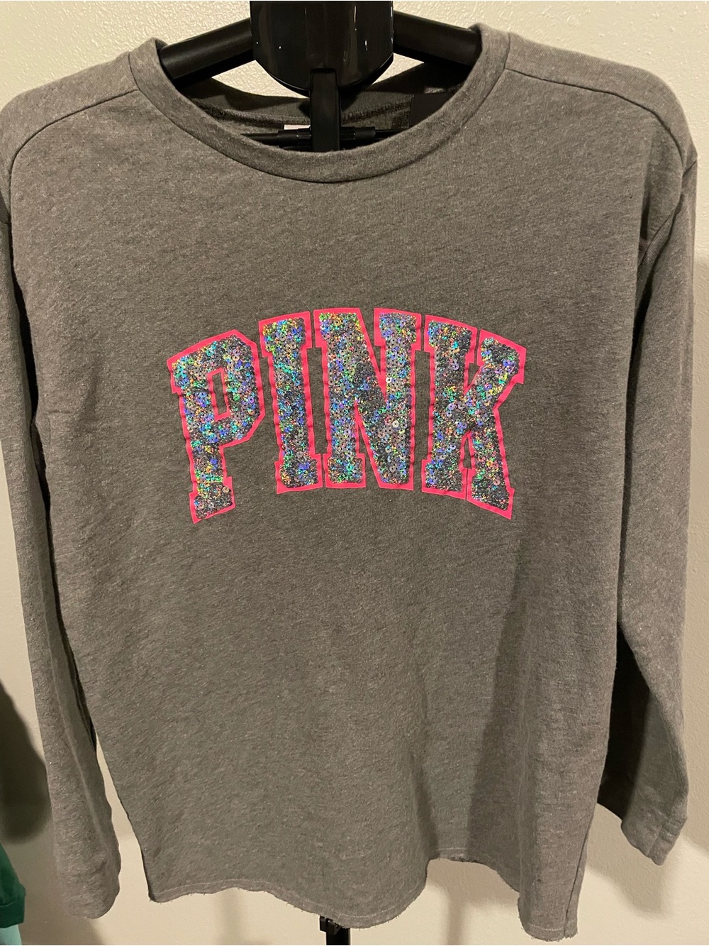 PINK Victoria's Secret Gray Long-Sleeve Top with Neon Pink Outlined Sparkle Logo